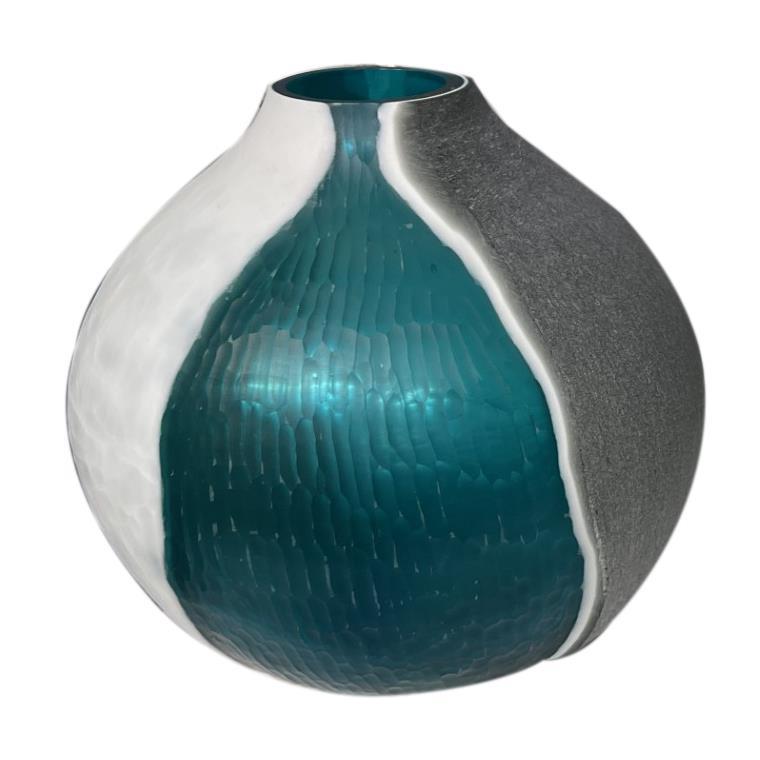 Emerge Vase, Wide