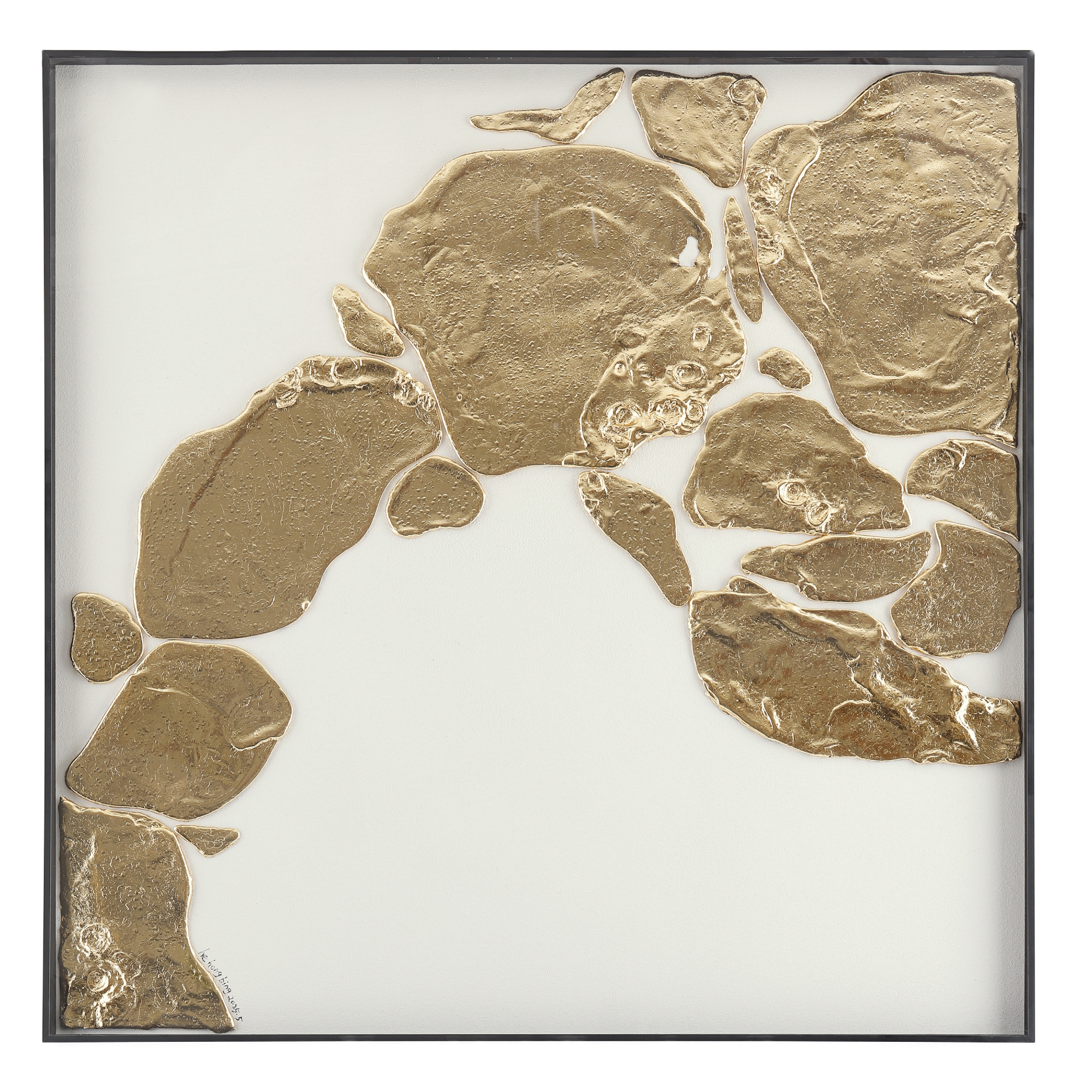 He Hongbing's Auric Drift